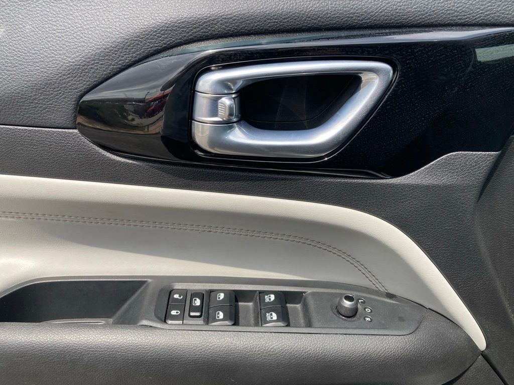 2025 Jeep Compass Limited - Photo 11