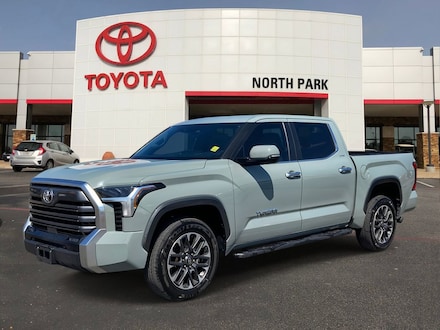 2025 Toyota Tundra Limited Truck