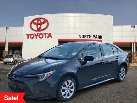 2024 Toyota Corolla Hybrid LE Sedan