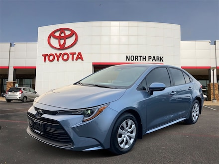 2025 Toyota Corolla LE Sedan
