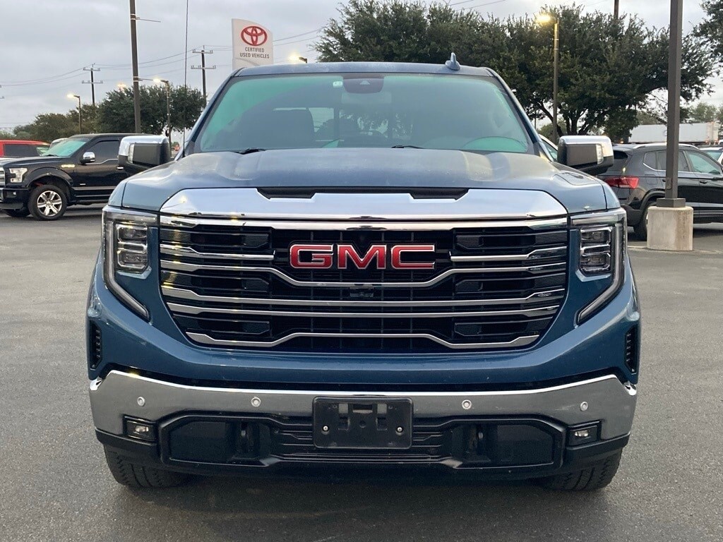 2024 Gmc Sierra 1500 SLT photo 2