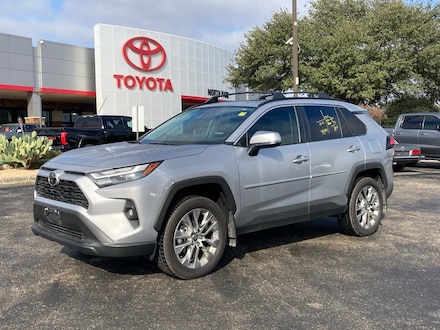 2025 Toyota RAV4 XLE Premium SUV