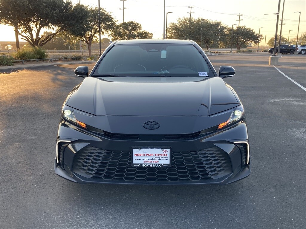 2026 Toyota Camry SE photo 2