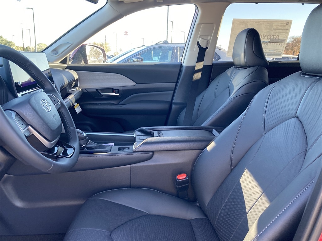 New 2026 Toyota Grand Highlander Hybrid Limited SUV