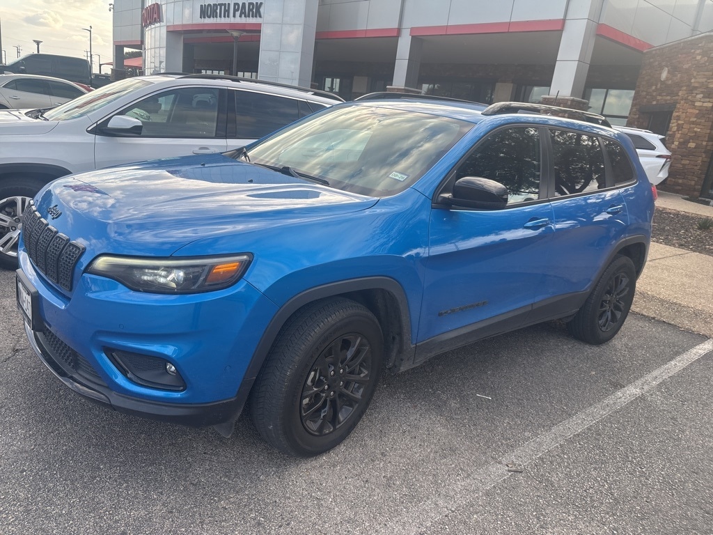 2023 Jeep Cherokee Altitude Lux