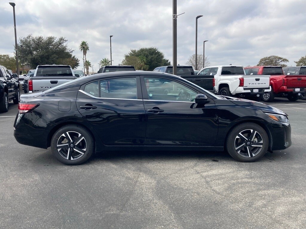 2024 Nissan Sentra SV photo 4