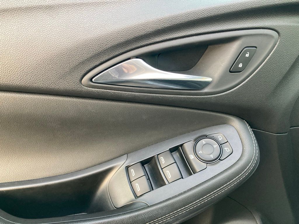2025 Buick Encore GX Preferred - Photo 12