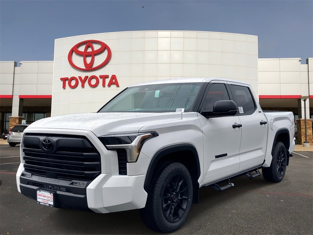 2025 Toyota Tundra SR5's photo