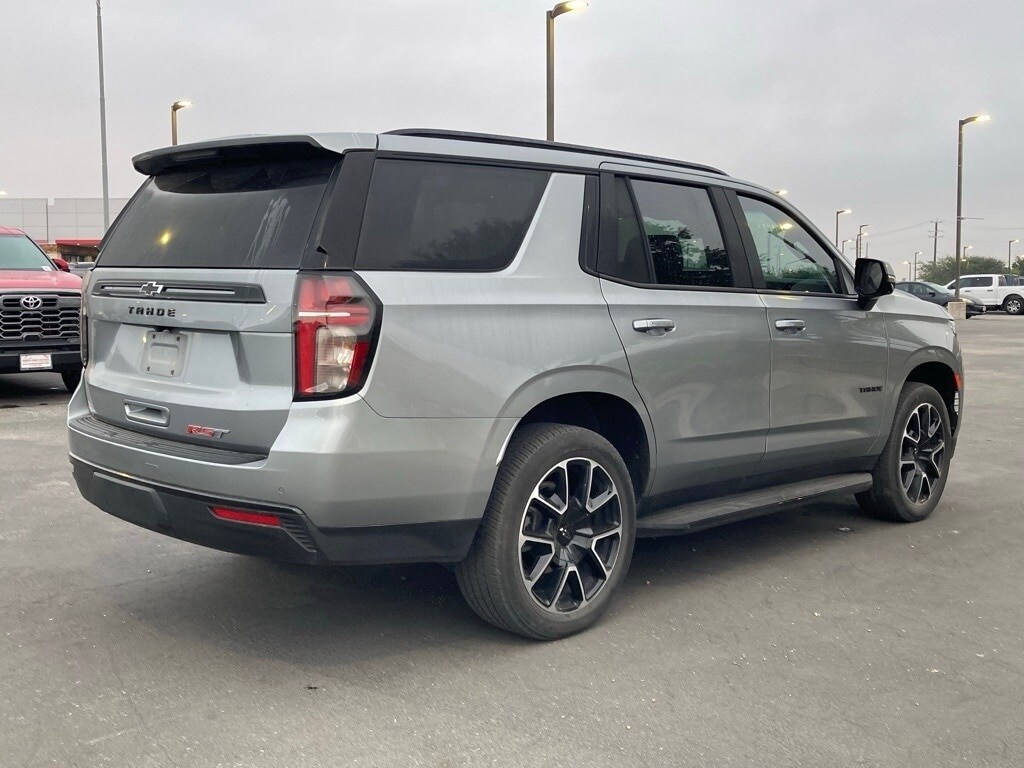 2024 Chevrolet Tahoe RST photo 3