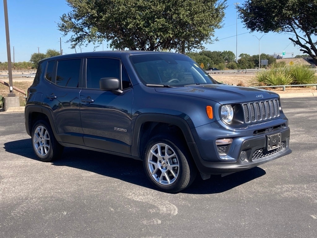 Used 2023 Jeep Renegade Latitude SUV