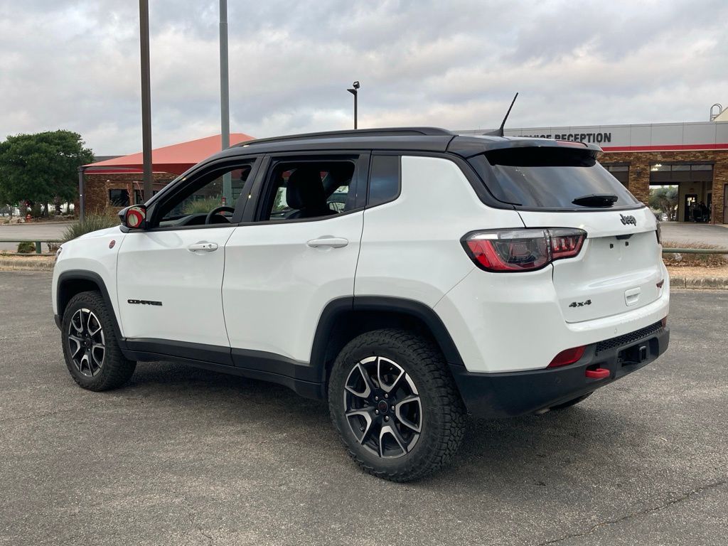 2025 Jeep Compass Trailhawk - Photo 7