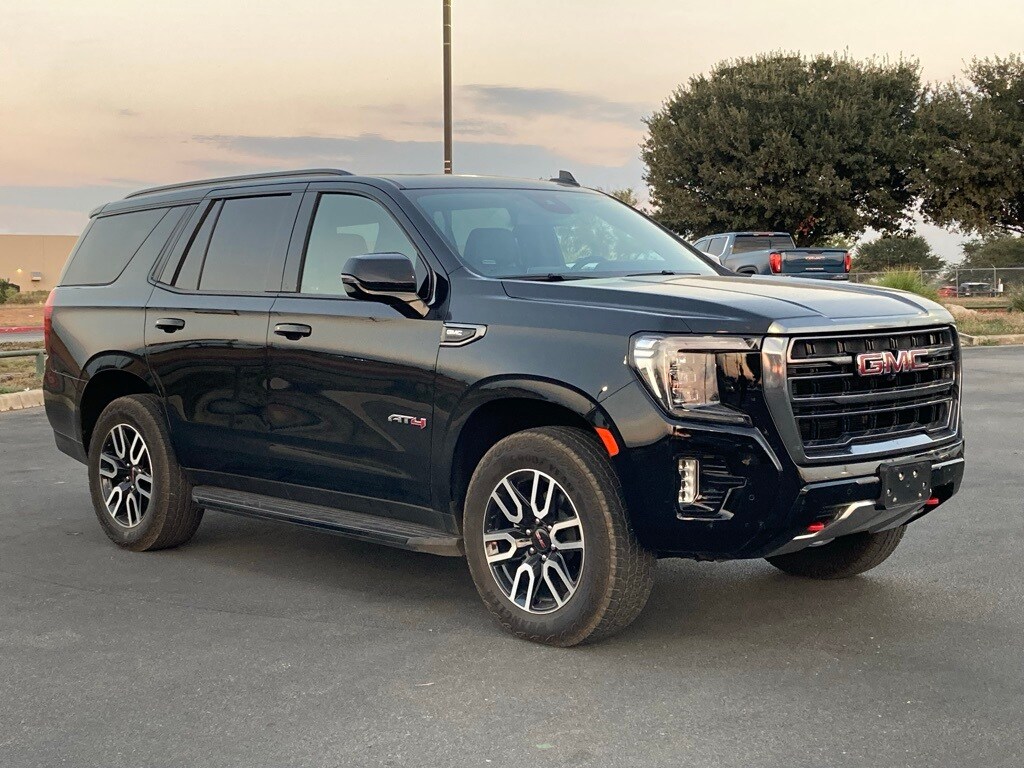 2024 Gmc Yukon AT4 photo 3