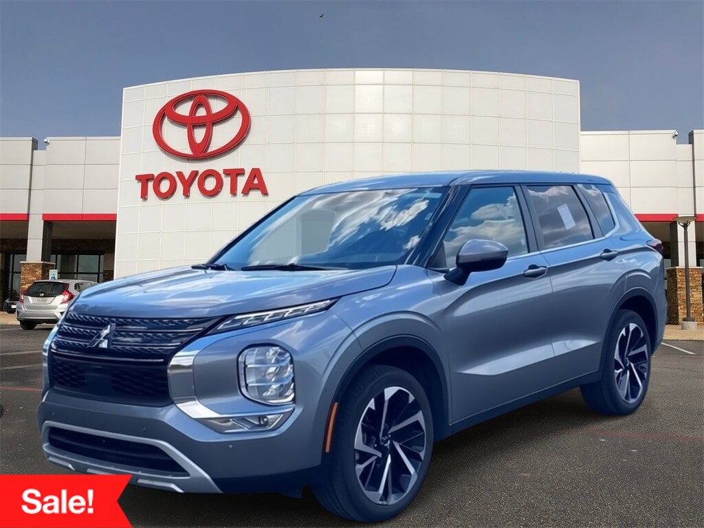 Used 2024 Mitsubishi Outlander SE SUV