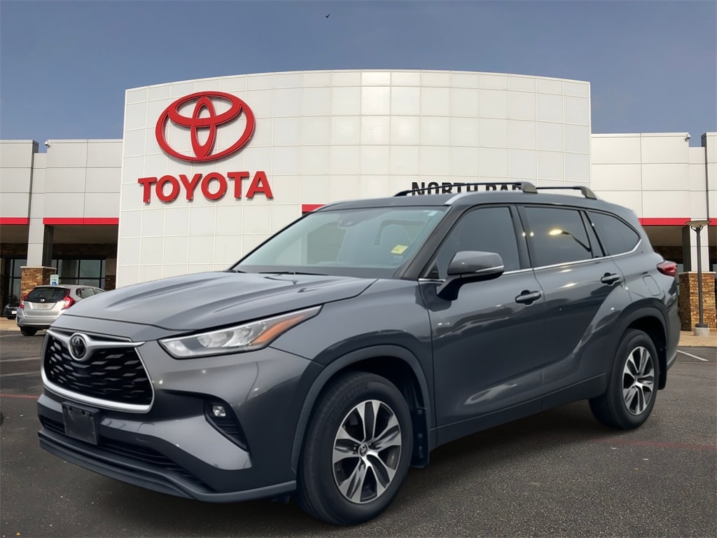 2020 Toyota Highlander SUV  2020 Toyota Highlander SUV
