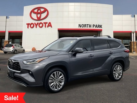2022 Toyota Highlander Platinum SUV