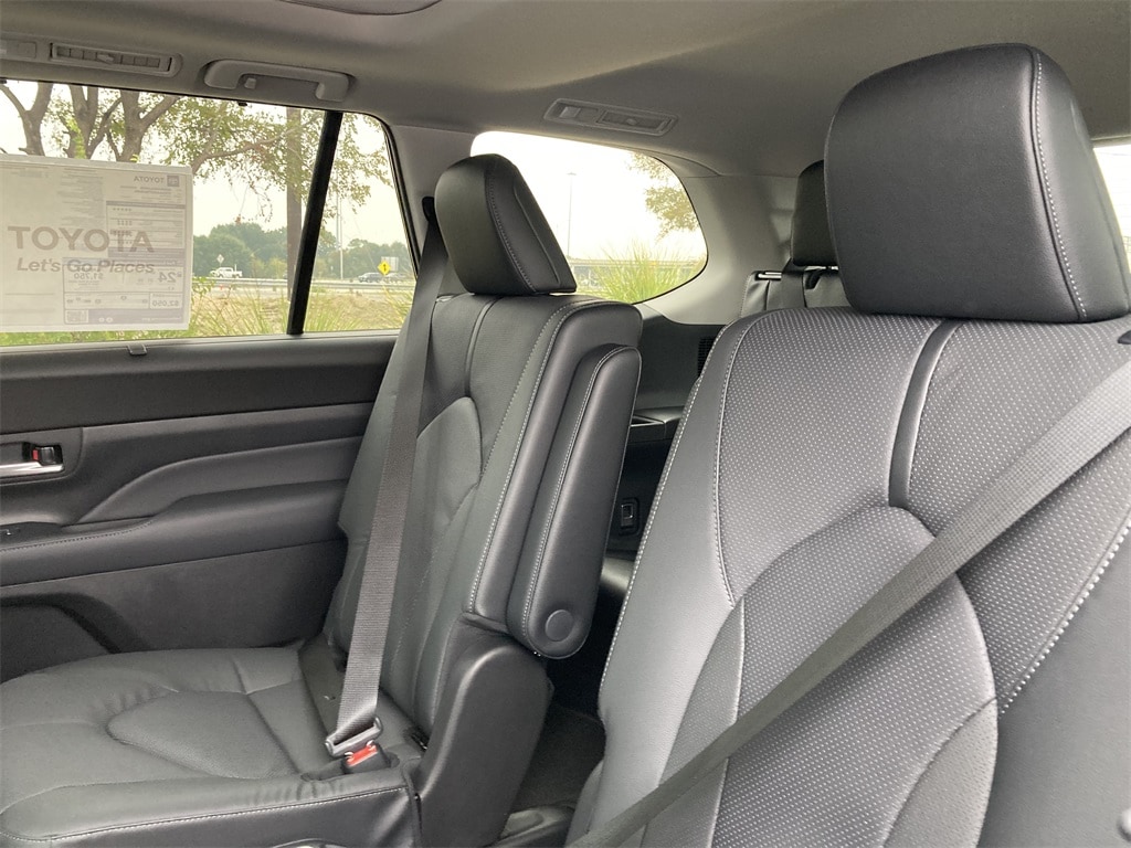 New 2026 Toyota Grand Highlander Limited SUV