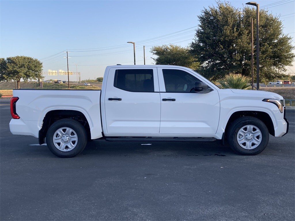 2026 Toyota Tundra SR CrewMax photo 4