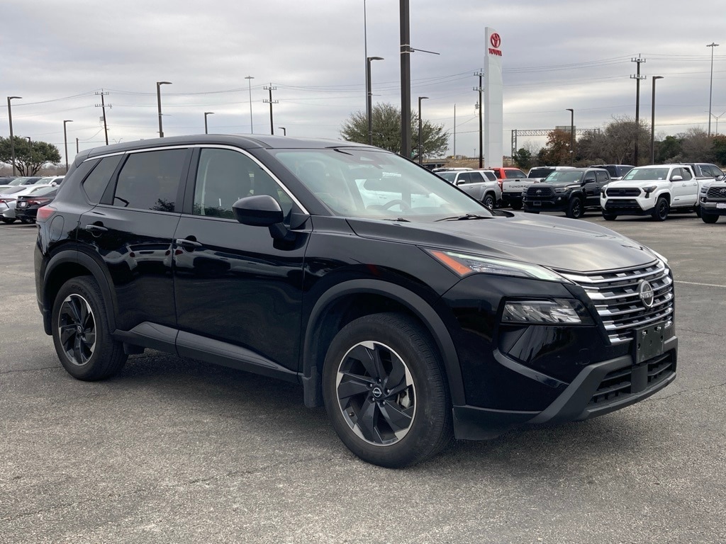 Used 2025 Nissan Rogue SV SUV
