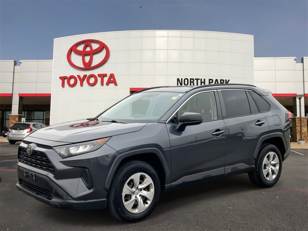 2019 Toyota RAV4 LE