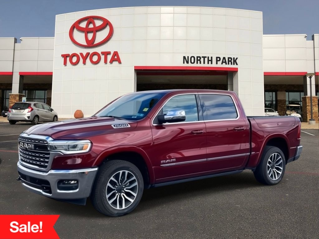 2025 RAM 1500 Limited 4x4 Crew Cab 5'7's photo