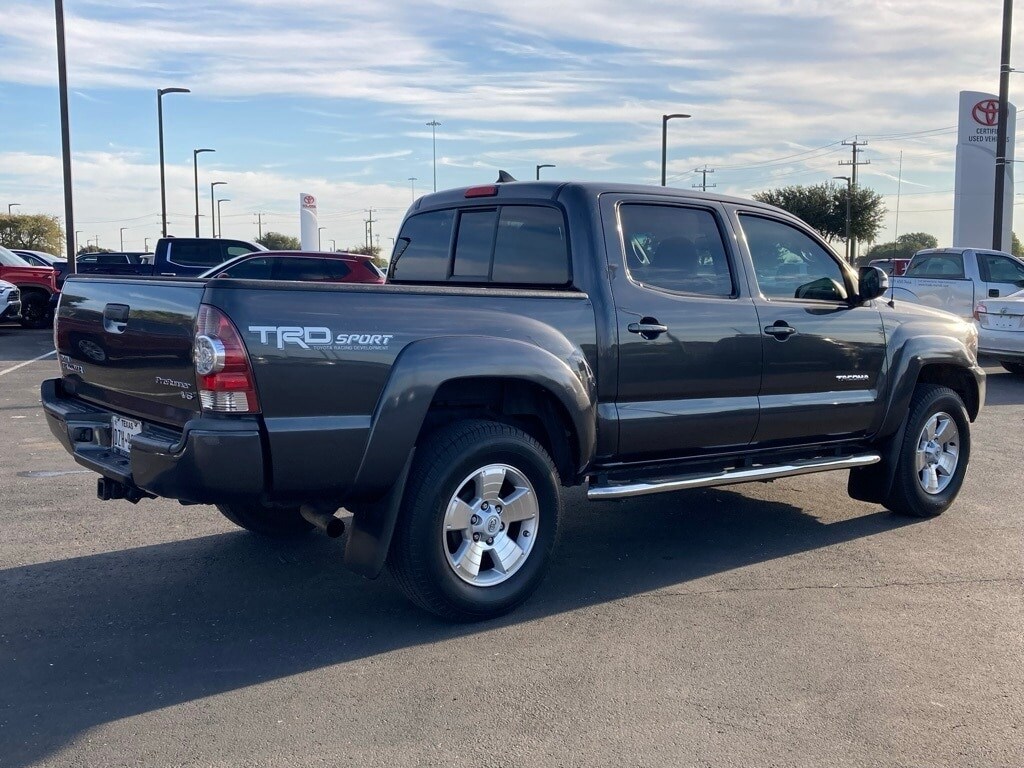 2014 Toyota Tacoma PreRunner photo 3
