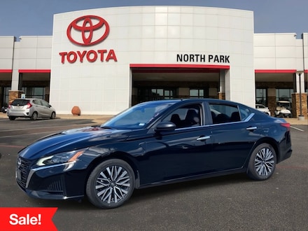 2025 Nissan Altima 2.5 SV Sedan