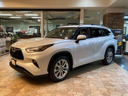 2026 Toyota Highlander Limited SUV