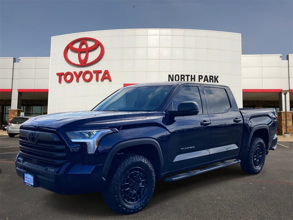 2026 Toyota Tundra SR5's photo