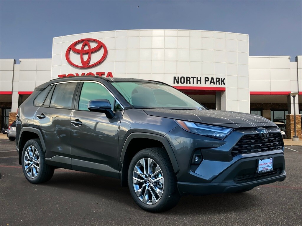 2025 Toyota RAV4 XLE Premium photo 2