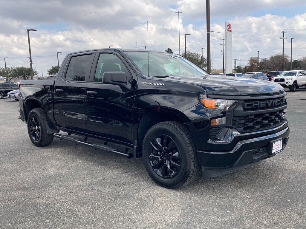 Used 2025 Chevrolet Silverado 1500 Custom Truck