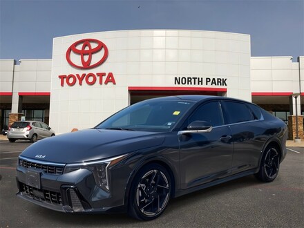 2025 Kia K4 GT-Line Sedan