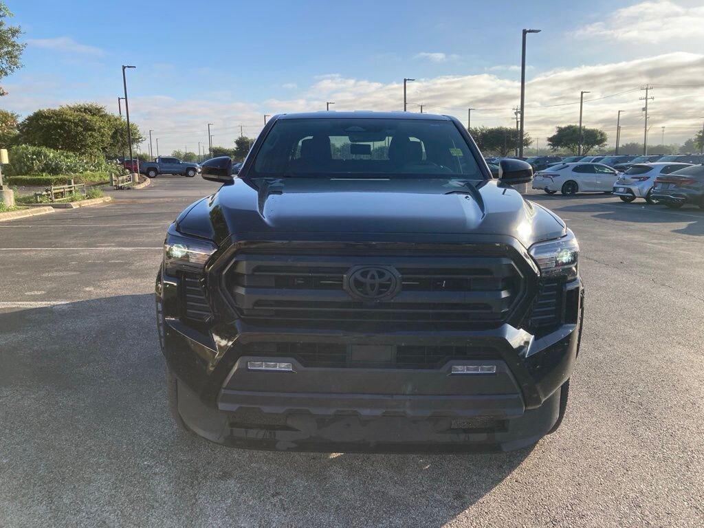 Used 2025 Toyota Tacoma SR5 Truck