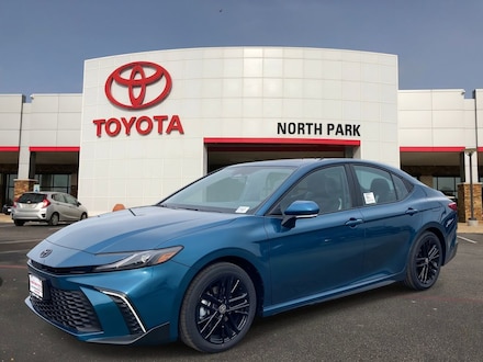 2026 Toyota Camry SE Sedan