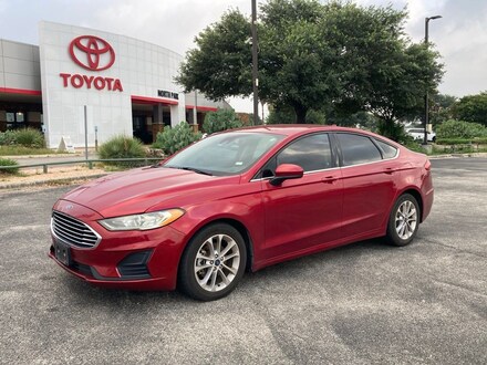 2020 Ford Fusion SE Sedan