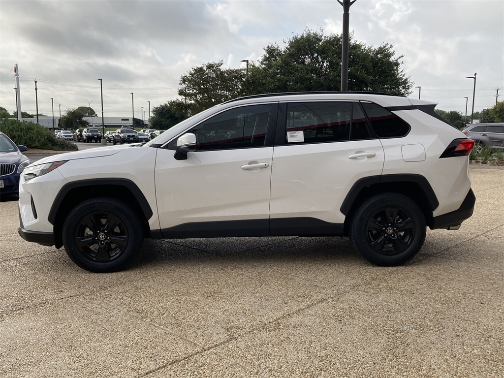 New 2025 Toyota RAV4 XLE SUV