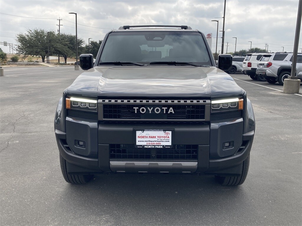 2026 Toyota Land Cruiser Base photo 2