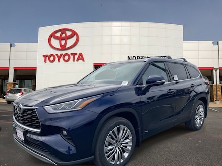 2026 Toyota Highlander Hybrid Platinum SUV