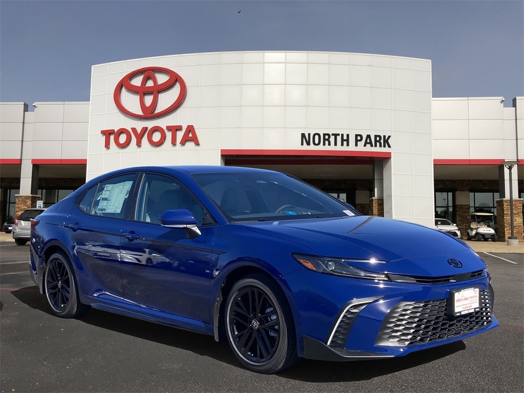 2026 Toyota Camry SE's photo