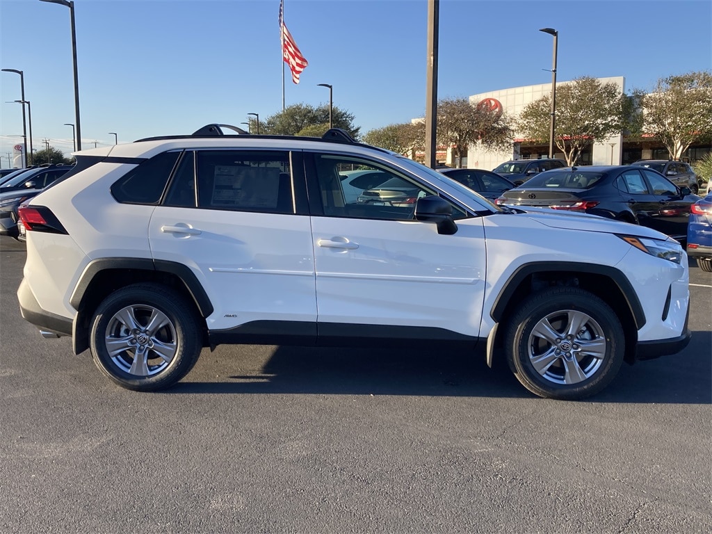 New 2025 Toyota RAV4 Hybrid LE SUV