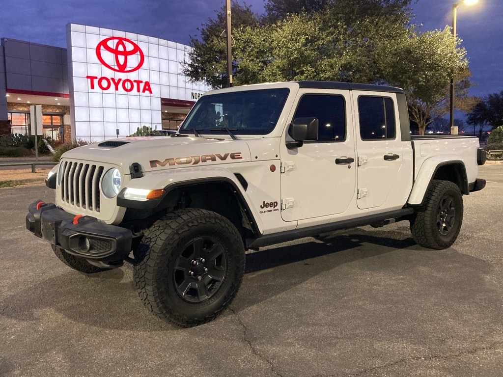 2022 Jeep Gladiator Mojave's photo