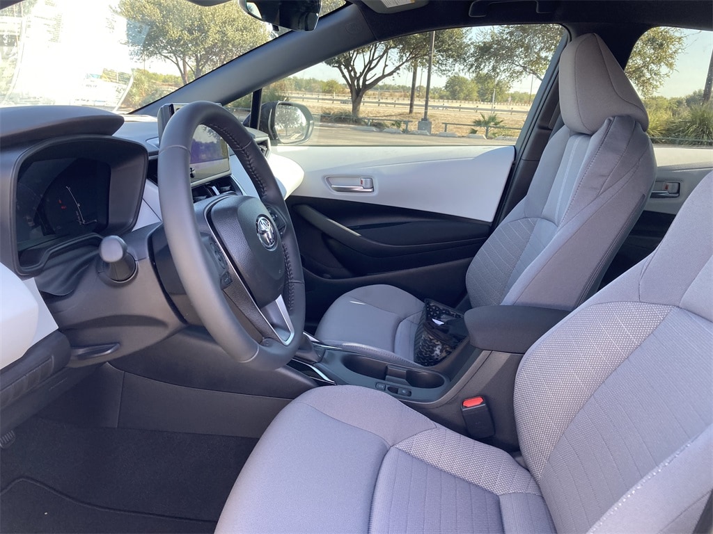 New 2026 Toyota Corolla SE Sedan