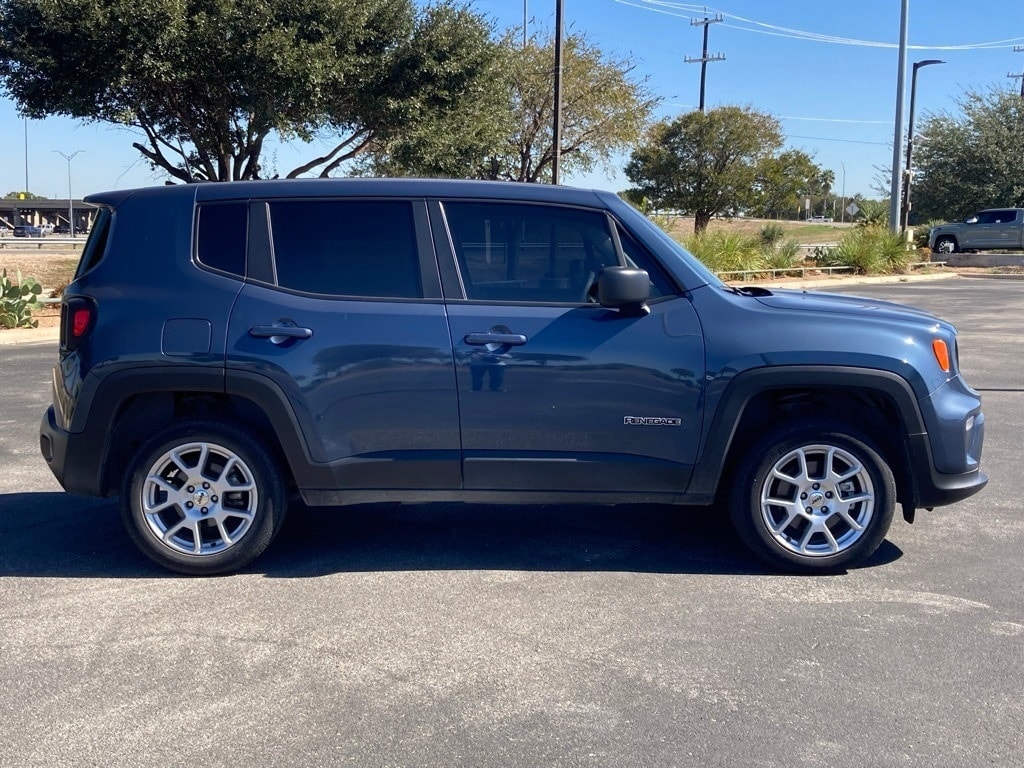 Used 2023 Jeep Renegade Latitude SUV