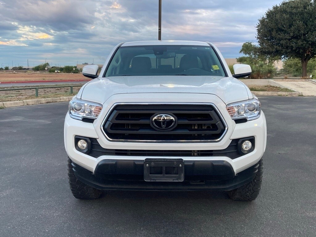 2023 Toyota Tacoma SR5 photo 2