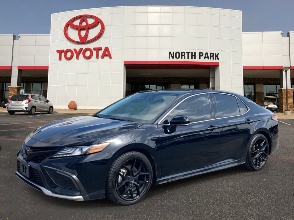 2024 Toyota Camry XSE FWD