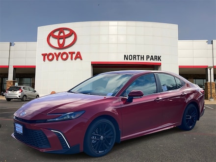 2026 Toyota Camry SE Sedan