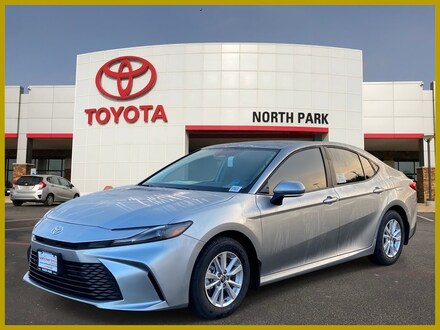 2025 Toyota Camry LE Sedan