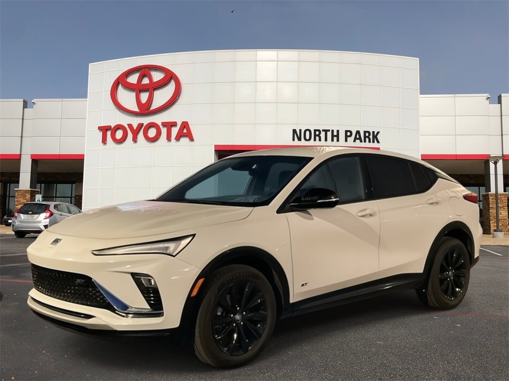 2025 Buick Envista Sport Touring's photo