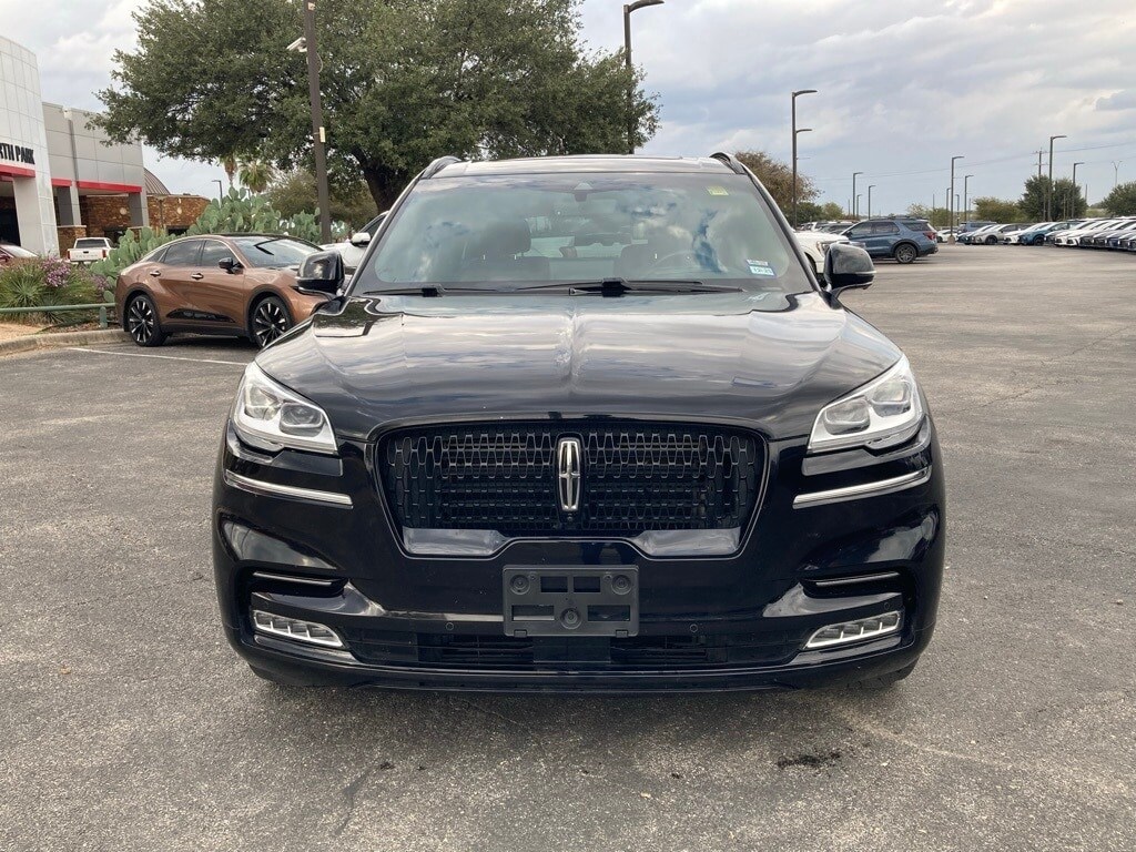 2023 Lincoln Aviator Reserve photo 2