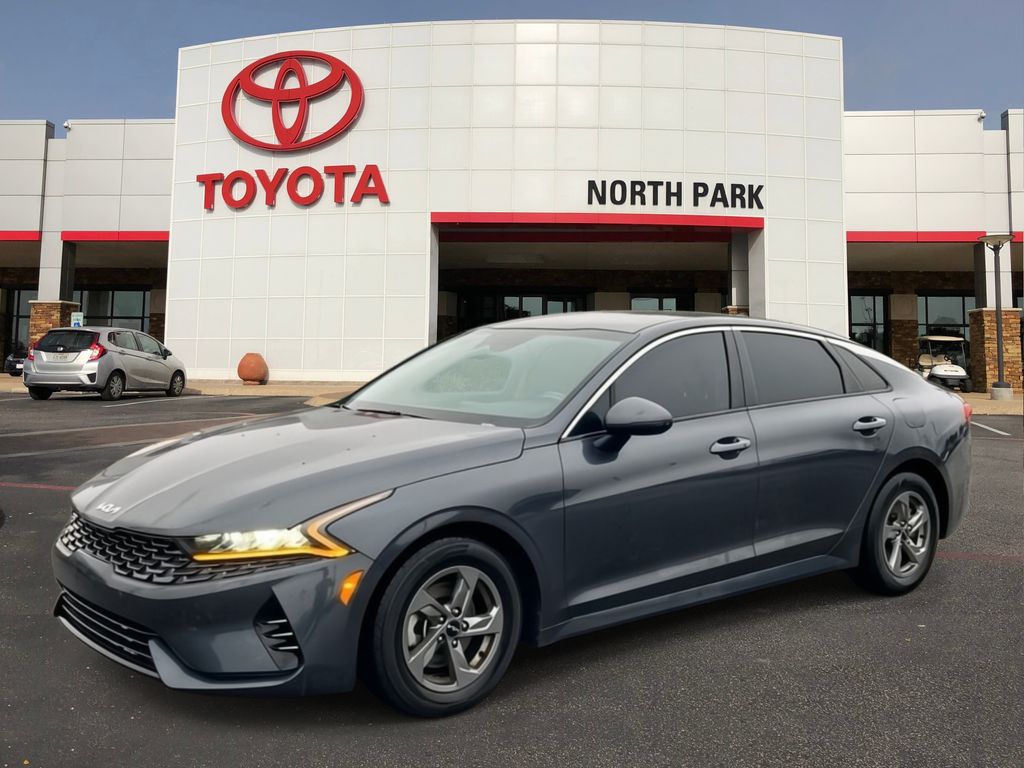 2022 Kia K5 LXS