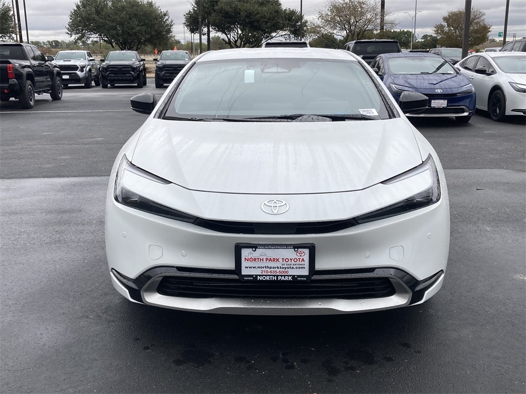 New 2026 Toyota Prius Plug-In Hybrid XSE Hatchback